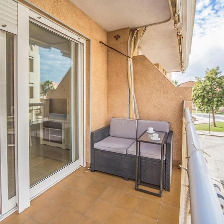 1 Bedroom Cozy Apartment In Miramar Kültér fotó